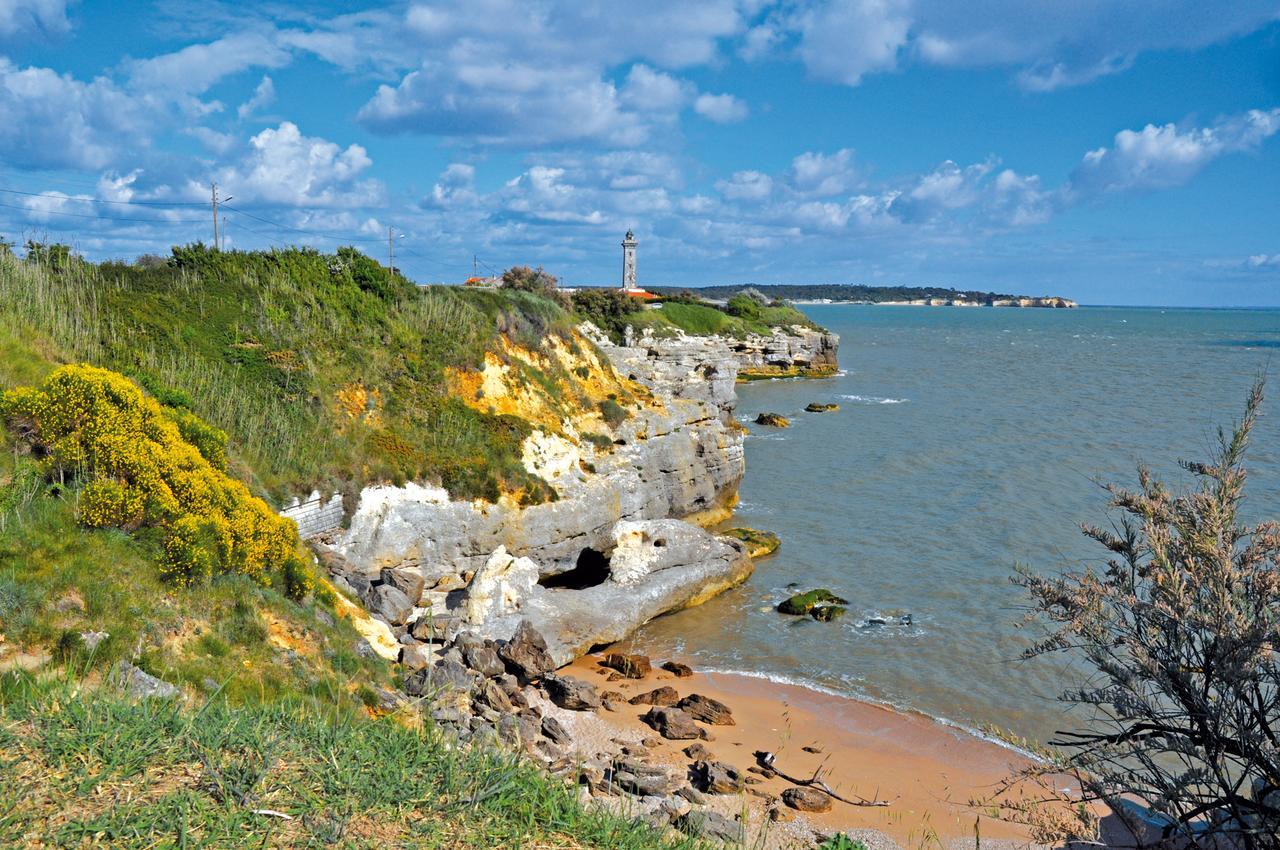 Camping Le Dauphin Hotell Saint-Georges-de-Didonne Exteriör bild