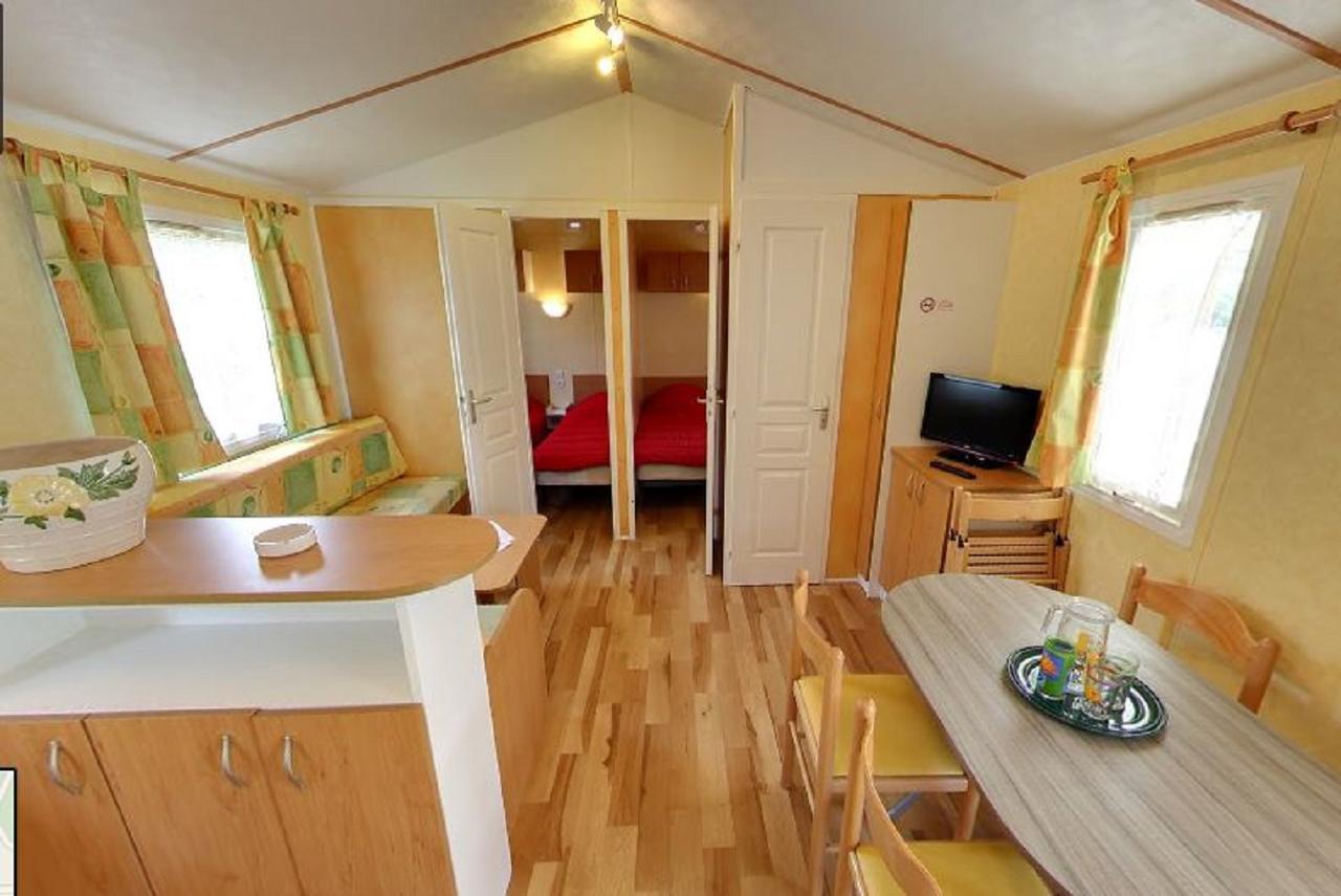 Camping Le Dauphin Hotell Saint-Georges-de-Didonne Exteriör bild