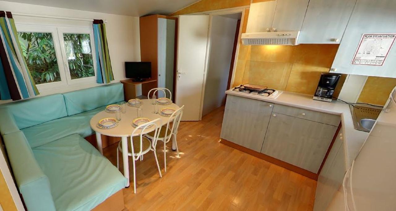 Camping Le Dauphin Hotell Saint-Georges-de-Didonne Exteriör bild