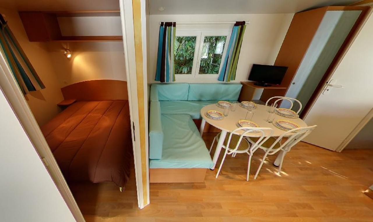 Camping Le Dauphin Hotell Saint-Georges-de-Didonne Exteriör bild